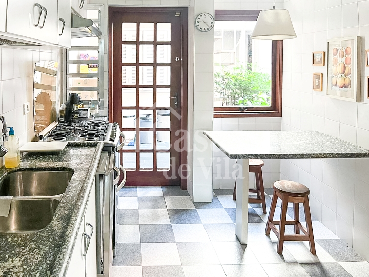 Bela casa de vila para para venda! - No Planalto Paulista! Excelente localização!