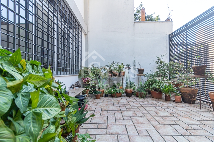 Casa de vila confortável para venda! - No Campo Belo!