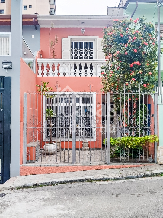 Graciosa casa de vila em Santana! - Para venda!! Excelente localização!