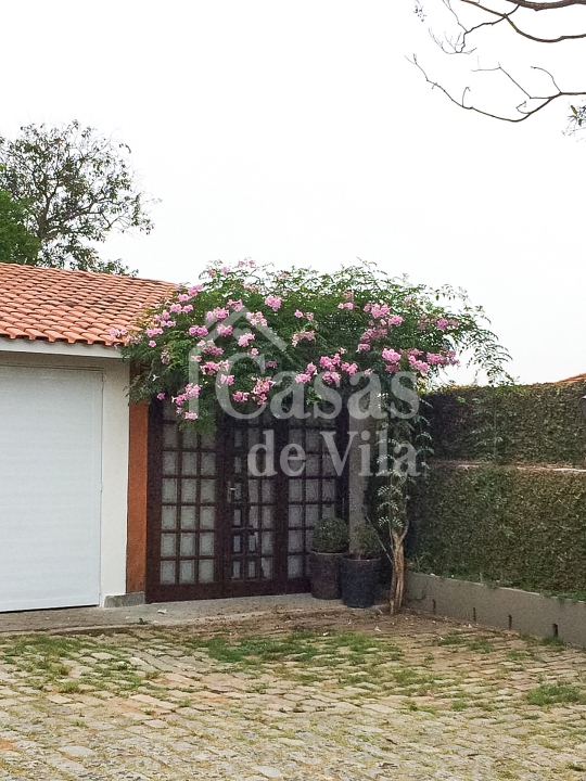 Bela casa de vila para para venda! - No Planalto Paulista! Excelente localização!