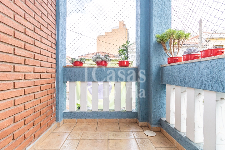 Casa de vila conservada para venda! - No Cambuci, próxima ao Parque da Aclimação!