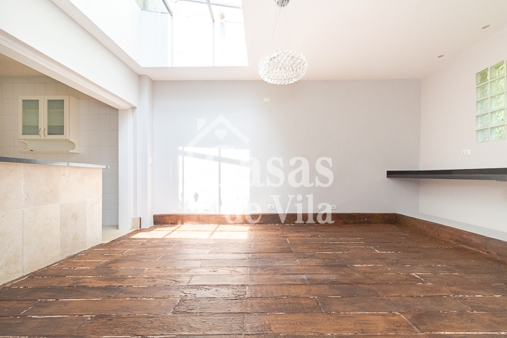 Casa de vila reformada para compra! - No Jardim Hípico!