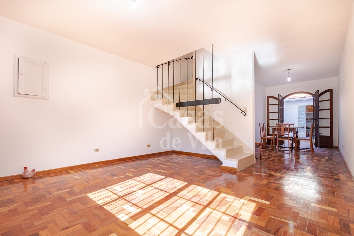 Casa de Vila a venda na Chácara Santo Antônio - Excelente localização!