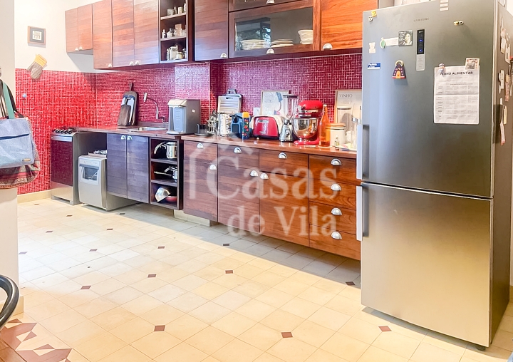 Bela casa de vila para venda! - Numa vila sensacional no Paraíso!