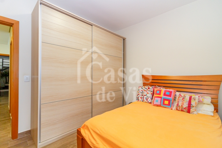 Casa de vila reformada para venda! Uma graça! - No Bosque da Saúde!