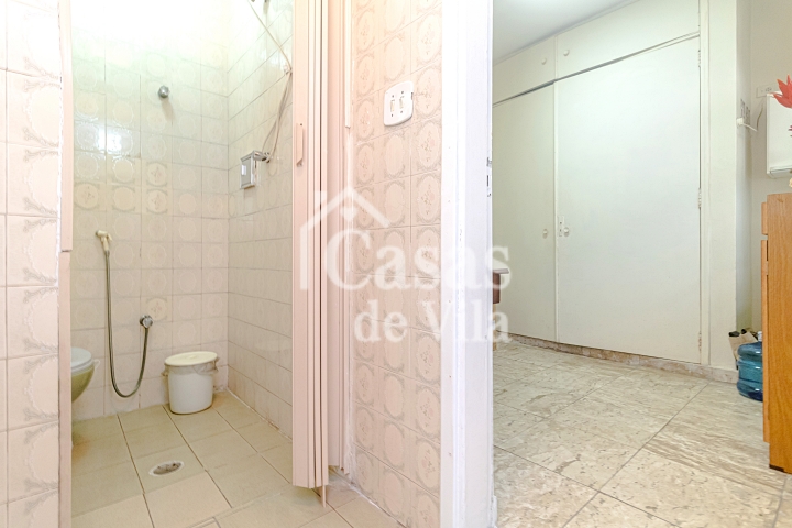 Casa de vila confortável para venda! - Na Chácara Santo Antônio!