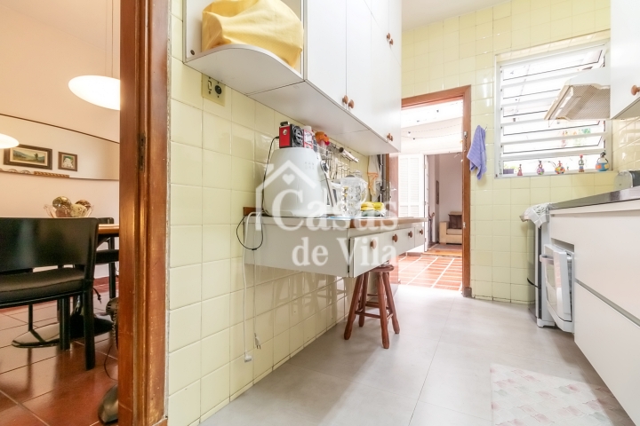 Casa de vila charmosa para venda! - No Itaim Bibi! Excelente localização!
