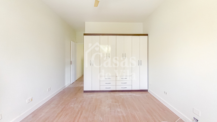 Casa de vila reformada para locação! - Em uma vila super bem localizada na Vila Nova Conceição | Itaim!