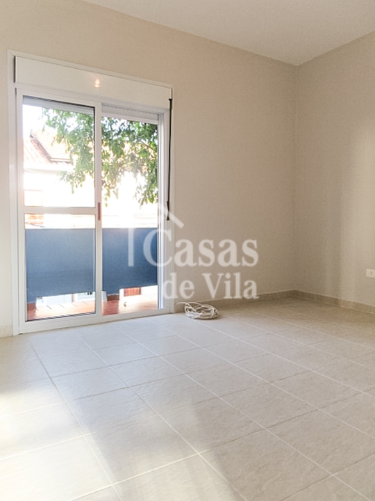 Uma graciosa casa de vila para venda! - Na Vila Olímpia! Ótima localização!