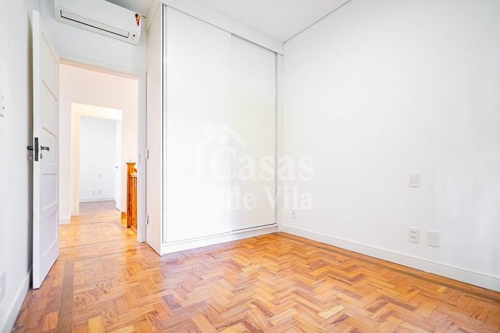 Toda reformada! Para venda ou locação! - Um sonho de casa de vila na Bela Vista!