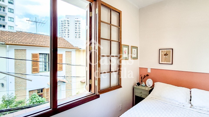 Casa de vila reformada e charmosa para locação! - Na Vila Mariana!