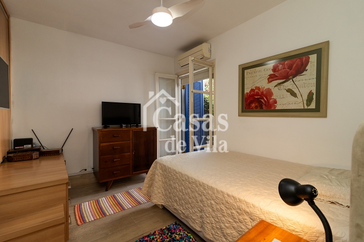 Uma graça de casa de vila para venda! - Na Vila Olímpia!